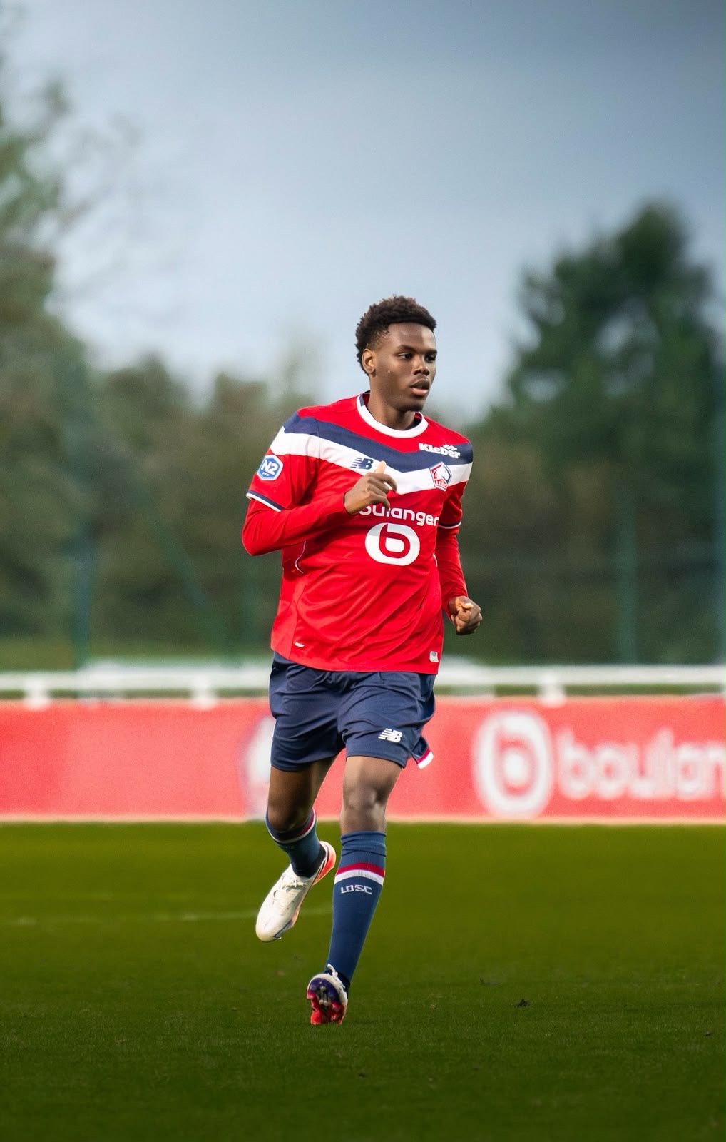 Evrack Nkounkou en action avec la réserve du LOSC